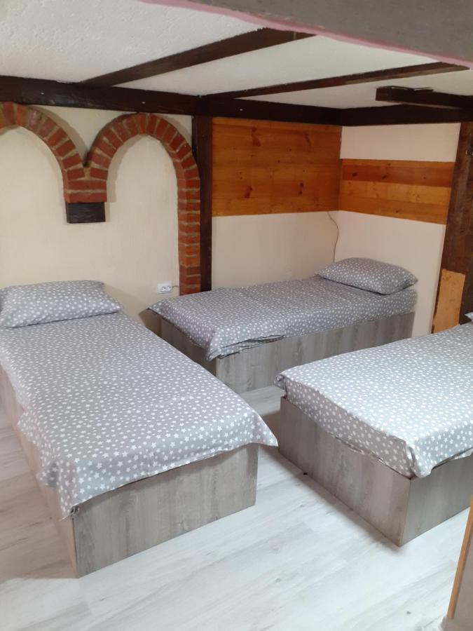 Porodicni Apartman,Viktor Cafee Šabac Exterior foto